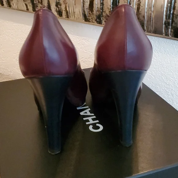 Authentic Chanel Pumps - Picture 4 of 6